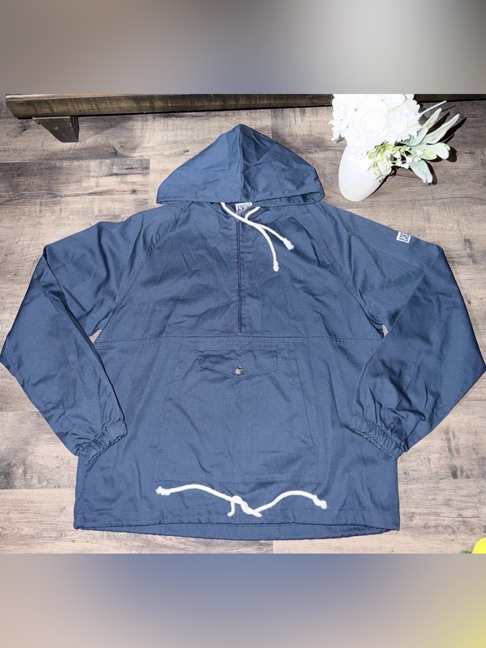 Vintage Laguna Navy Hooded Windbreaker Pullover